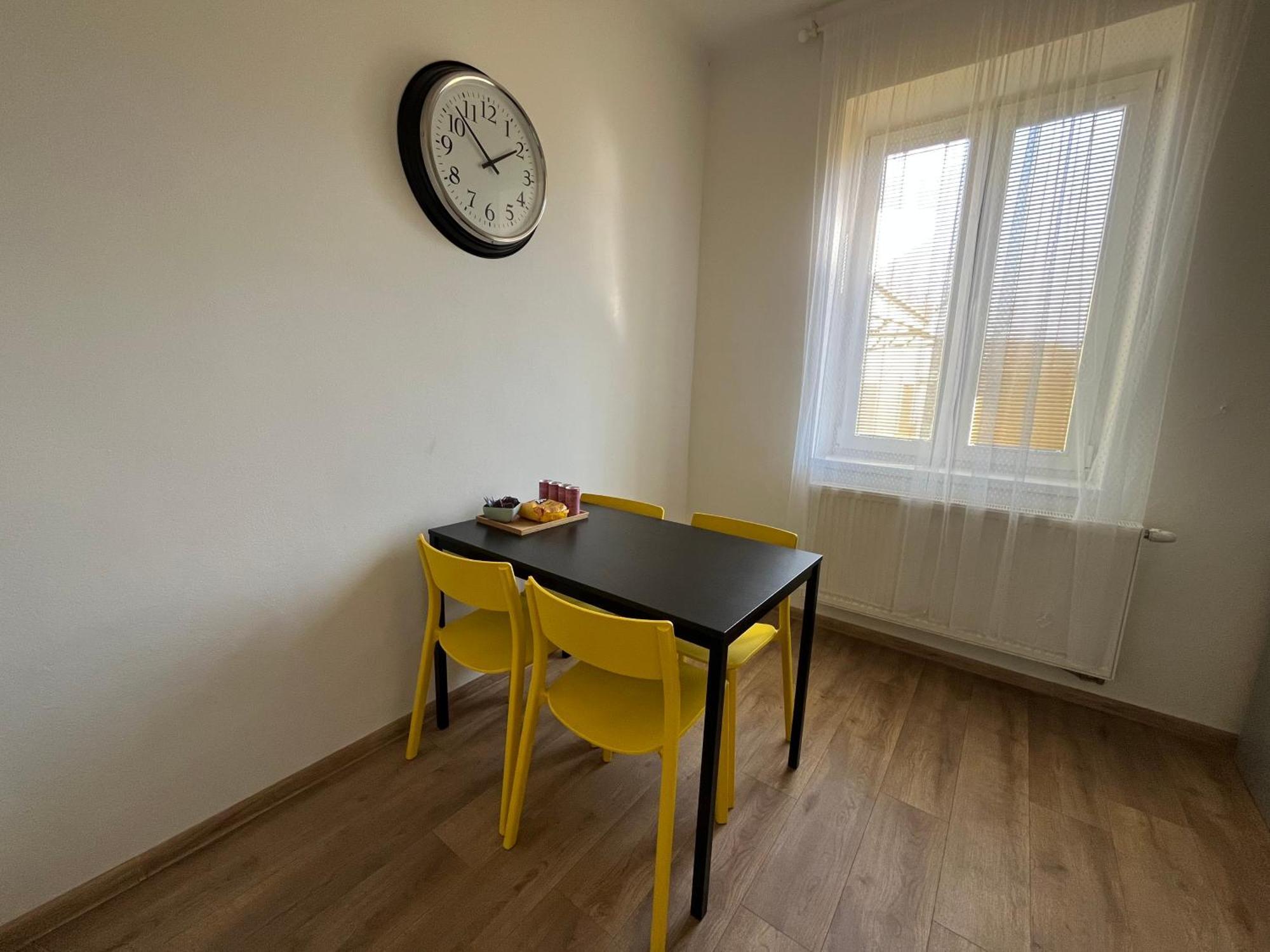 Apartments Trenčín Exteriör bild